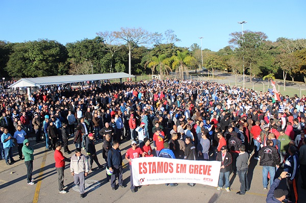 Greve na GM de São José dos Campos segue forte