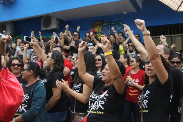 Professores municipais de Maracanaú, em Fortaleza, seguem em forte greve