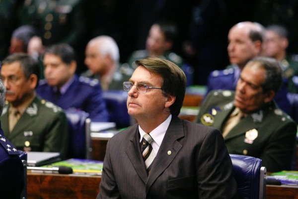 Bolsonaro fará Plano de Demissão Voluntária para servidores públicos