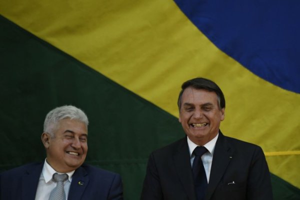 Proposta orçamentária de Bolsonaro para CNPq deve acabar com fomento à pesquisa científica 