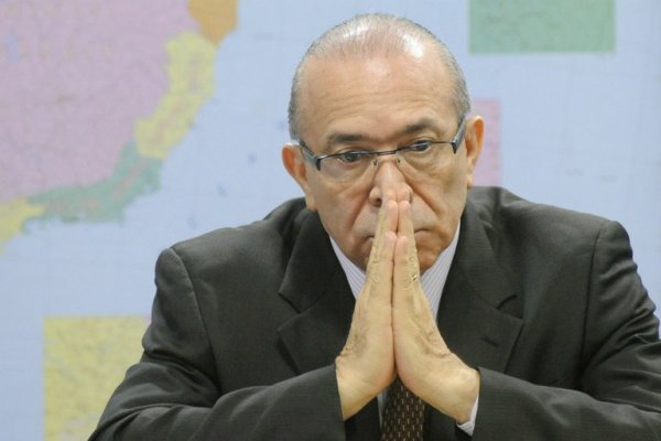 Padilha responde ex-AGU: “Governo faz tudo para Lava-Jato alcançar seus objetivos”