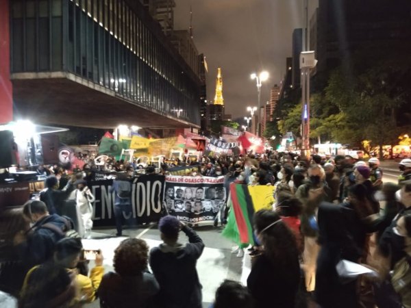 "Impor justiça com a força da nossa luta" diz Letícia Parks no ato contra a chacina no Jacarezinho