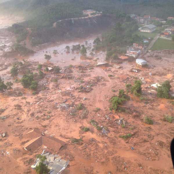 A peãozada já havia avisado do perigo de rompimento da barragem, afirma terceirizado da Samarco